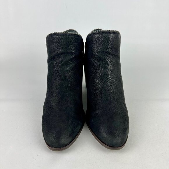 Lucky Brand Womens Pincah 2 Ankle Boots Black Leather Studded Trim size 10M - Picture 2 of 15